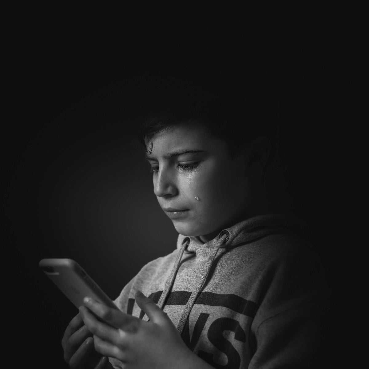 Lemaradok valamiről… vagy inkább egy nehéz helyzetet úszok meg? – Bullying a közösségi médiában